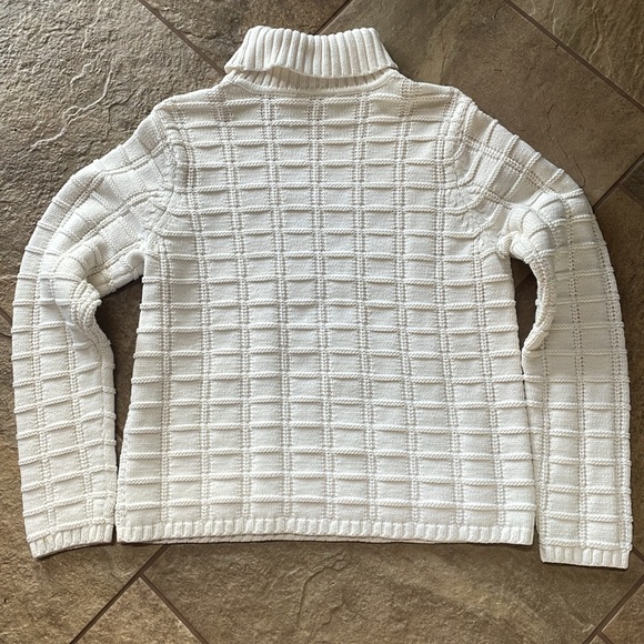 + nwot + LIZ CLAIBORNE Large Waffle Knit Turtleneck Sweater - Picture 2 of 6